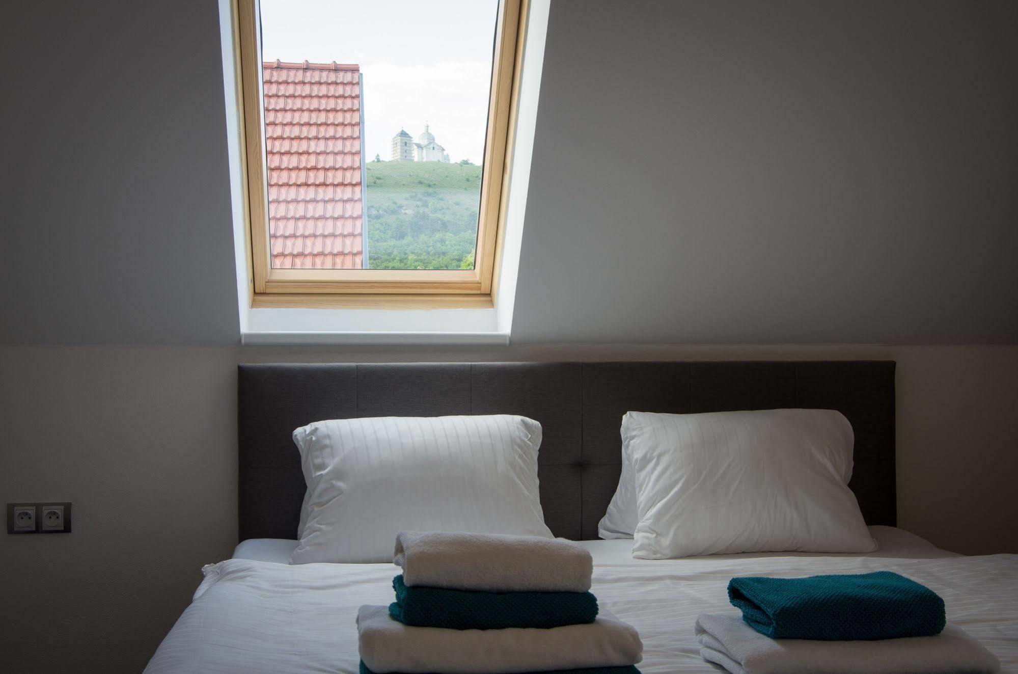 Villa Kiwi Mikulov Ngoại thất bức ảnh